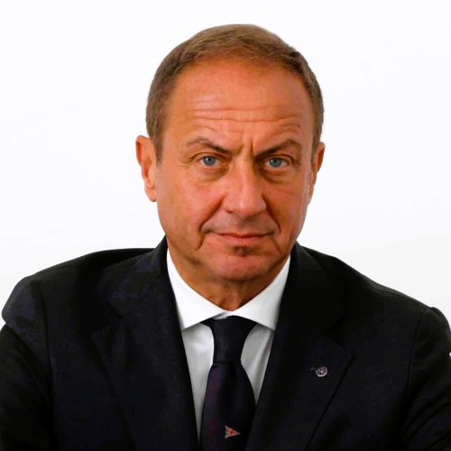 https://cnposillipo.org/wp-content/uploads/2025/08/Aldo-Campagnola_pag-pres500x500.jpg